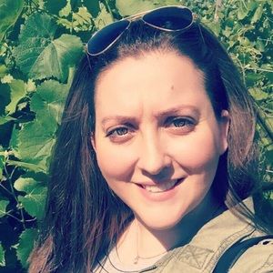 Meet your Posher, Catia